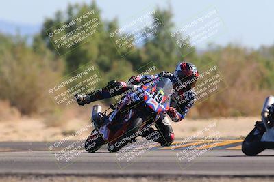 media/Nov-06-2022-SoCal Trackdays (Sun) [[208d2ccc26]]/Turn 7 Set 2 (1050am)/